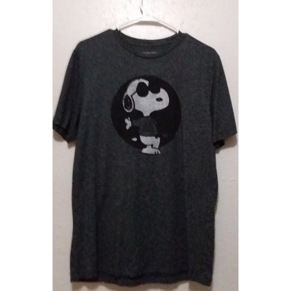 Peanut T Shirt Size-Medium
